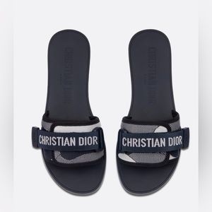 CHRISTIAN DIOR REVOLUTION SLIDE